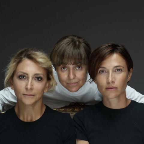 L'Attesa, con Anna Foglietta e Paola Minaccioni, regia di Michela Cescon.